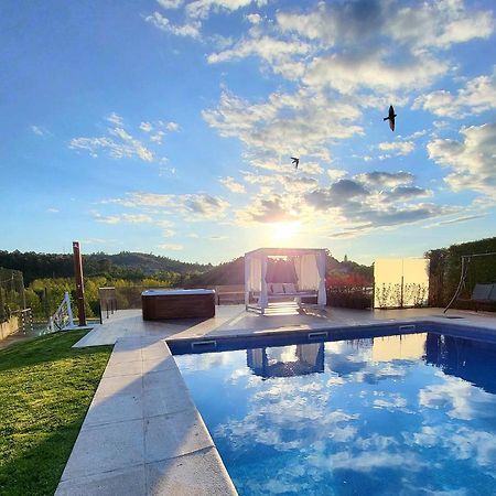 Póvoa de Lanhoso Villa Moura - Pool & Jacuzzi מראה חיצוני תמונה