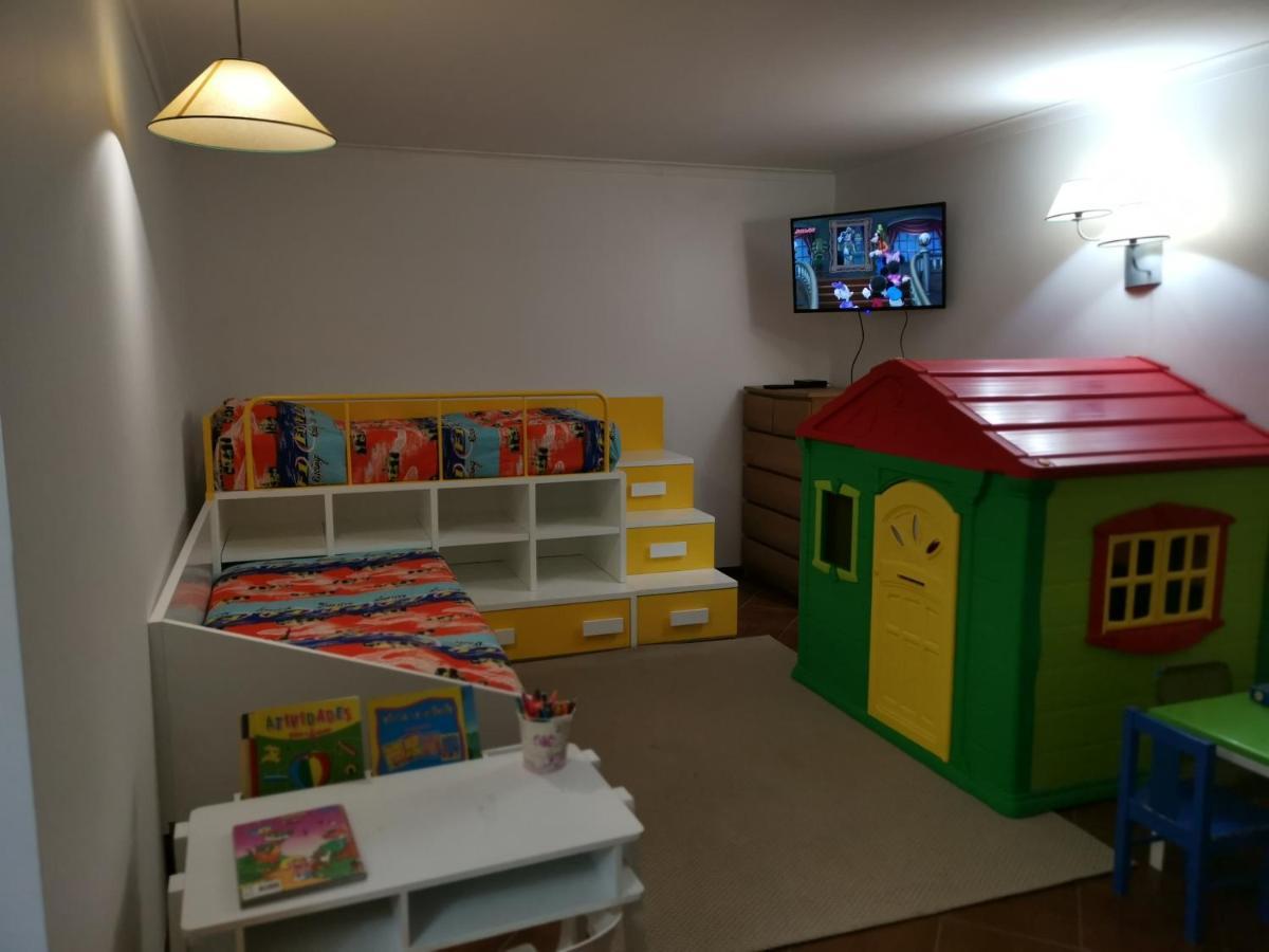 Póvoa de Lanhoso Villa Moura - Pool & Jacuzzi מראה חיצוני תמונה