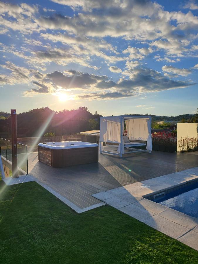 Póvoa de Lanhoso Villa Moura - Pool & Jacuzzi מראה חיצוני תמונה